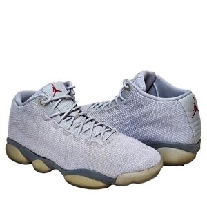 NIKE Air Jordan Horizon Low Sz 9 Wolf Grey/Gym Red-Cool Grey 845098-005